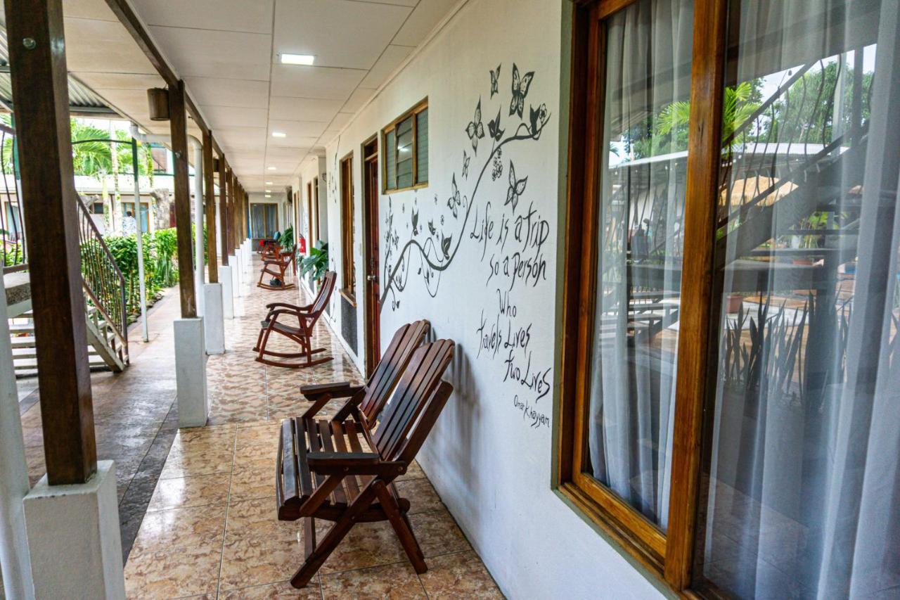 Arenal Poshpacker Hostal *